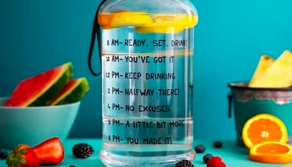 孙颖莎夺冠后问巴赫要电话号码，巴赫：我当然会给，我们保持联系