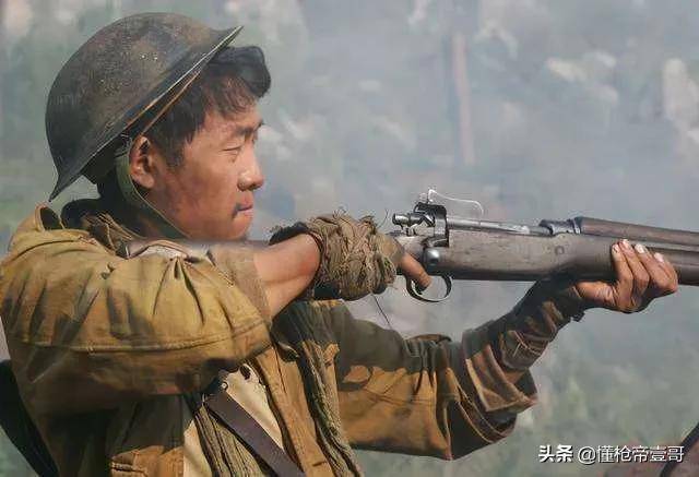 印度锡克兵配发专用头盔，网友：脑袋顶了个窝窝头？｜轻武专栏