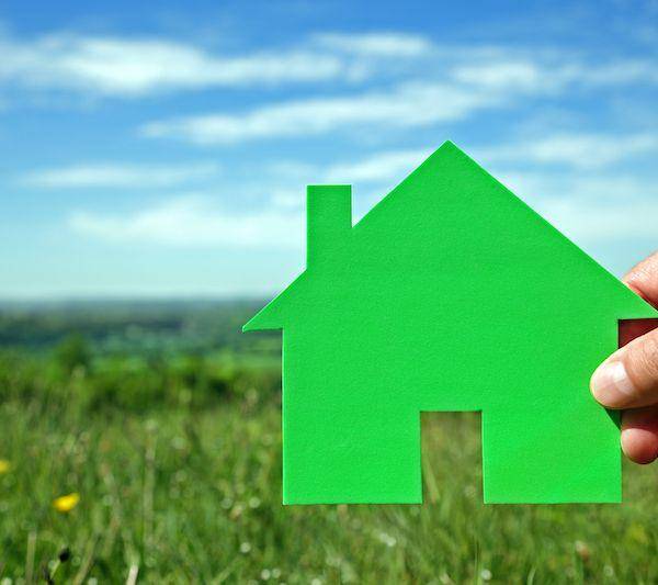 卖房也要“反内卷”!北京“金九”二手房网签破1.5万套,协会倡议中介不得恶意压价|华夏双节观察