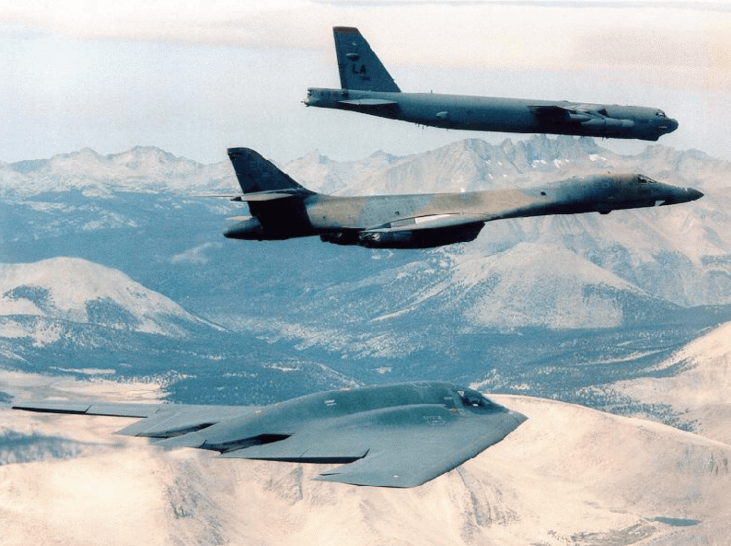 全球美军高级将领大会后,掌管美军三分之二核力量的空军上将突然申请退役