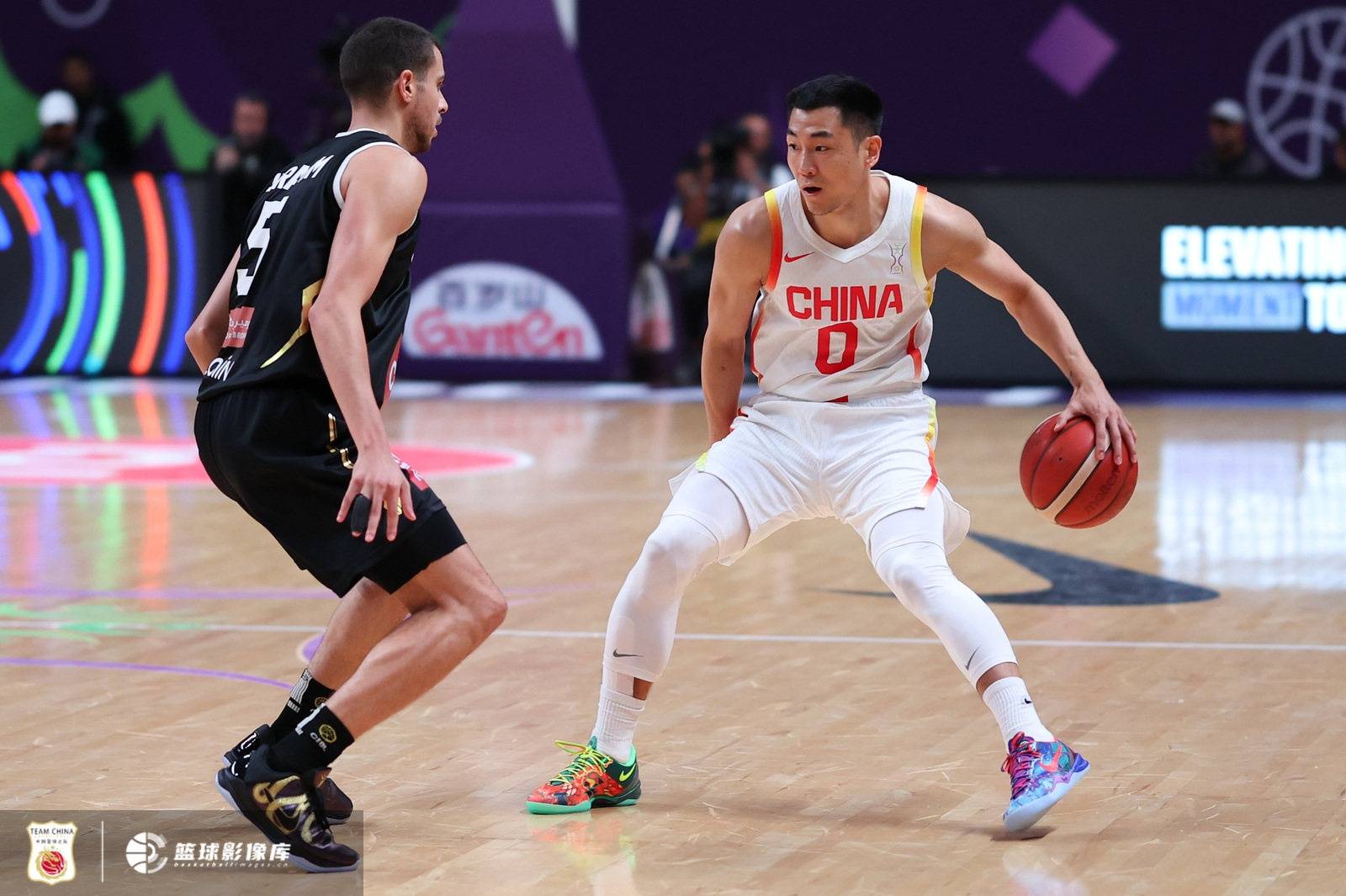 高诗岩：穿国家队球衣特光荣 上场首先做好防守