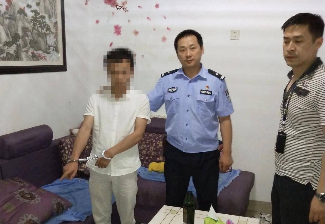 含泪送别!四川屏山县公安局副局长李虎办案途中坠江牺牲:“怕个啥,干就是!”是他的口头禅