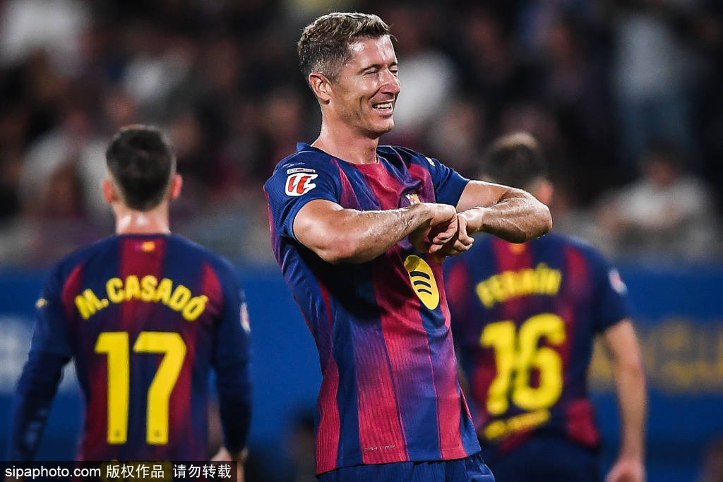 女足欧冠首轮震撼战报:巴萨狂胜拜仁,皇马大胜罗马,阿森纳意外落败