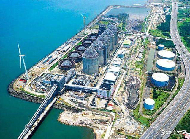 一旦大陆收复台湾,岛内的一处致命弱点,将让台湾撑不到2周?